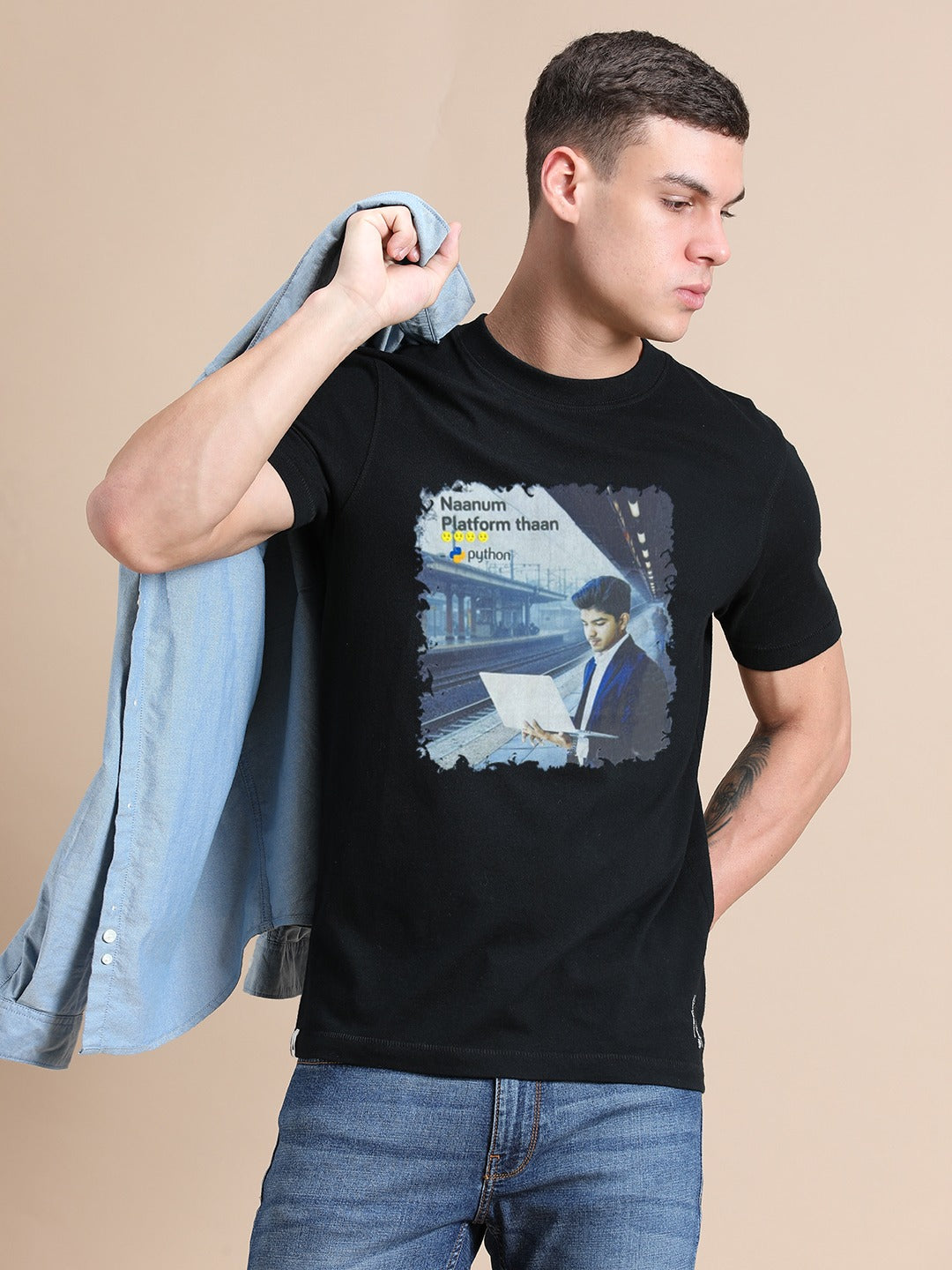 Black Cotton Crew Neck Printed T-Shirt For Men