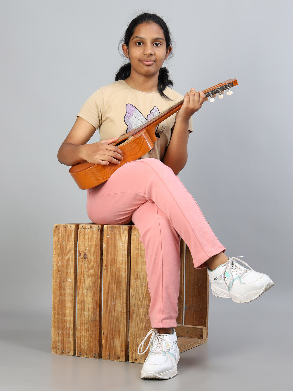Girl's Lt. Pink Jogger Pant