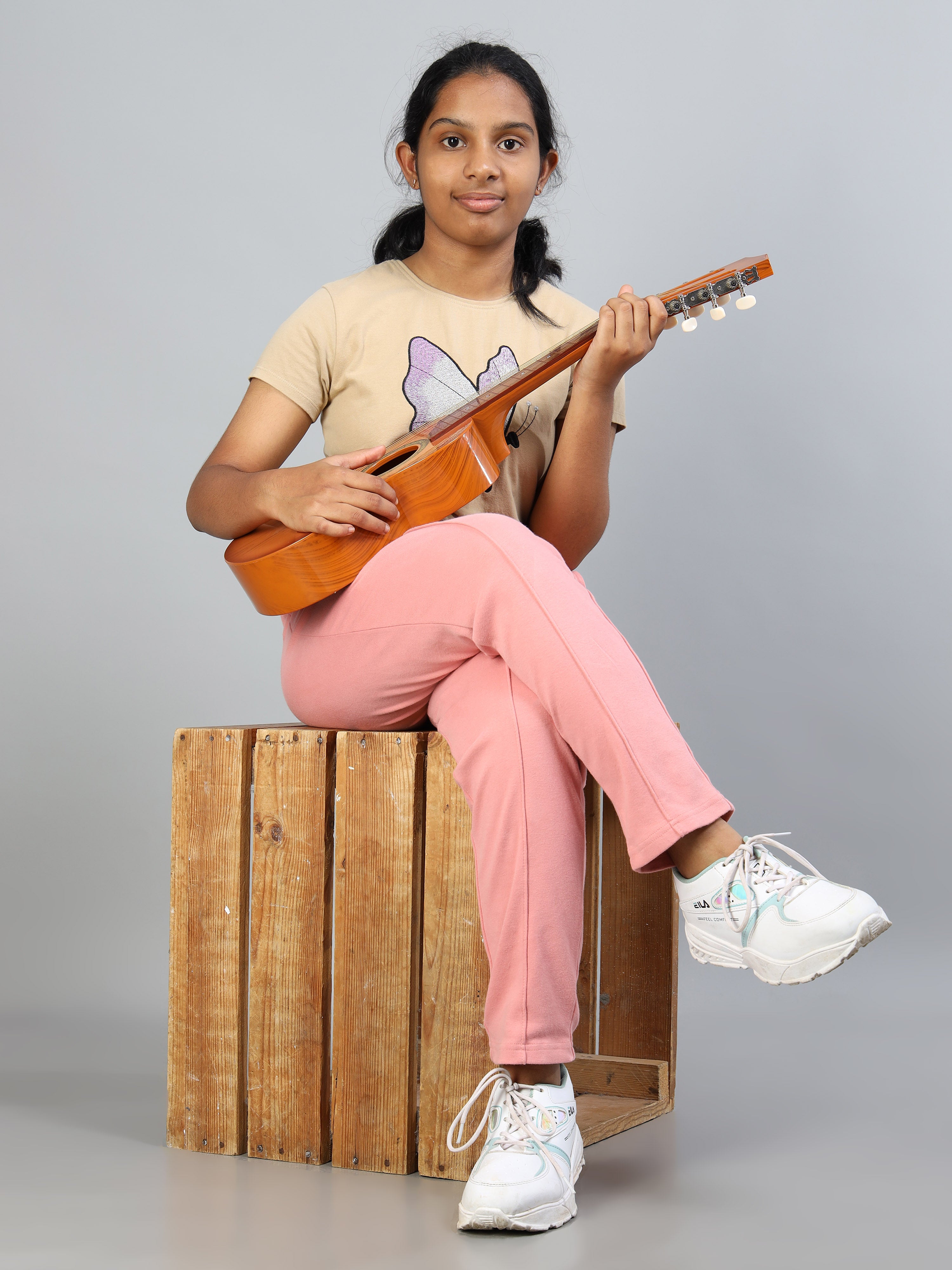 Girl's Lt. Pink Jogger Pant